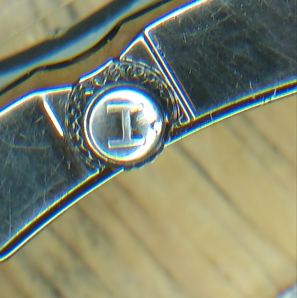 X Hamilton Ladies Quartz watch Textured black dial Curved Cut Crystal Silver . - Picture 6 of 13